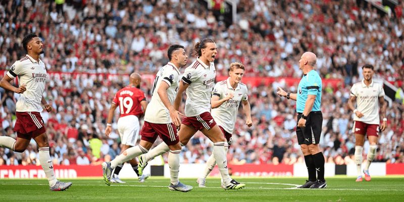 Tuy khá vất vả nhưng cuối cùng "Pháo thủ" cũng có cho mình 3 điểm đầu tiên